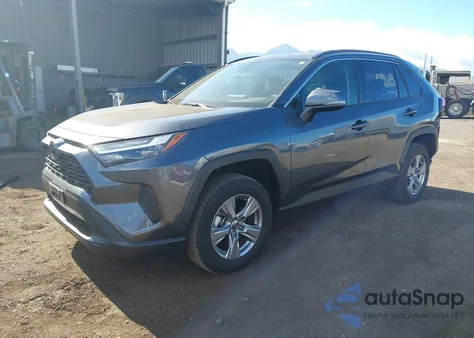 2024 Toyota Rav4 Xle z USA, uszkodzony, nr VIN JTMW1RFV2RD124484
